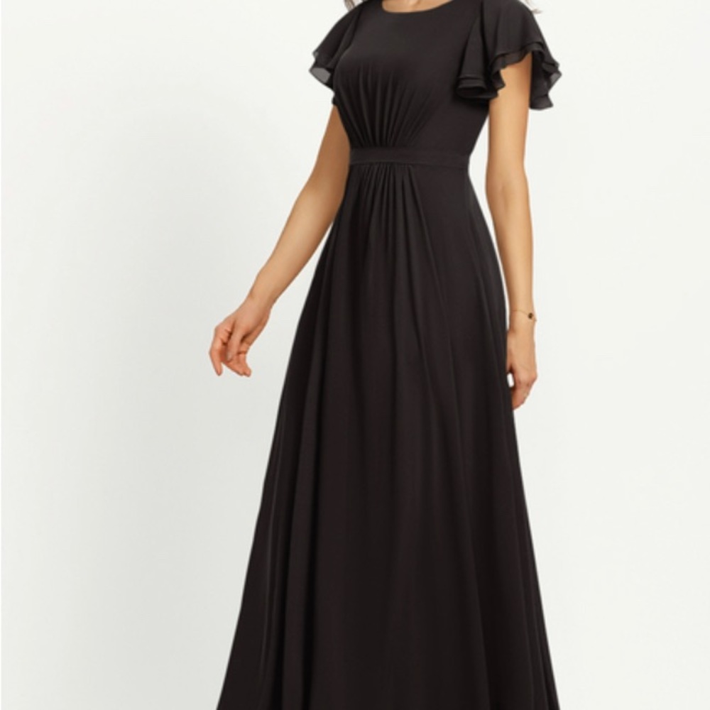 Prom/ Graduation Formal Long Black Dress/cap sleeves for formals. 
Worn once😍